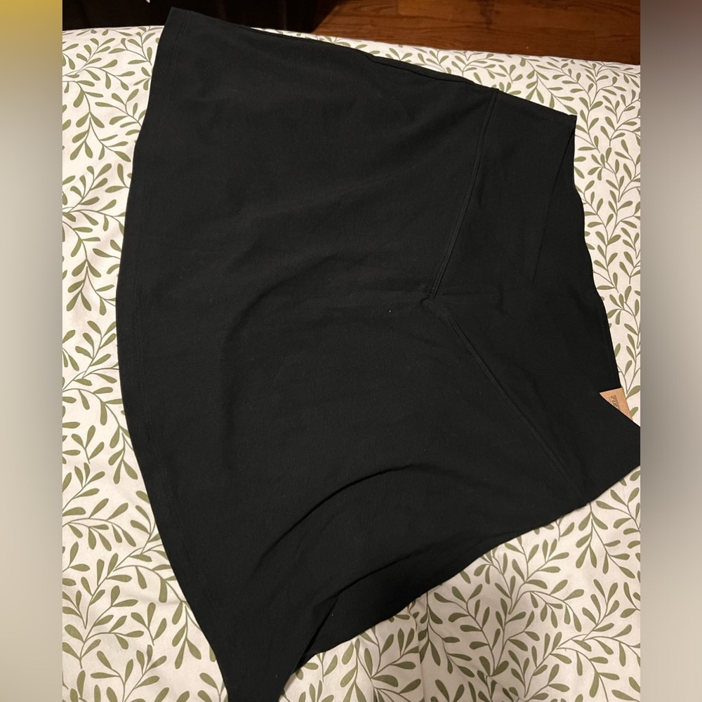 Women’s black xl high waist v crossover skort